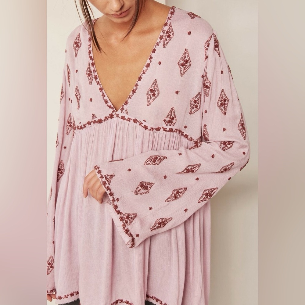 Free People Diamond Embroidered Long Sleeve Tunic V-Neck Purple Plum Size Small